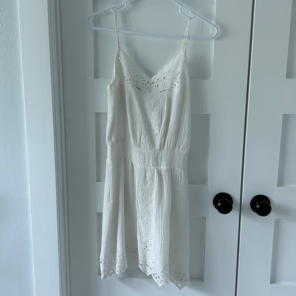 Hive and Honey White gauze sundress - Picture 1 of 5
